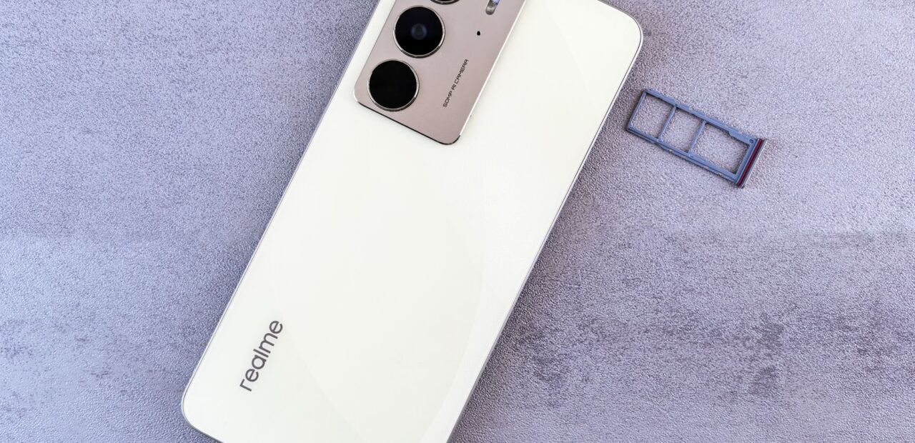 RealMe 16 Pro 5G